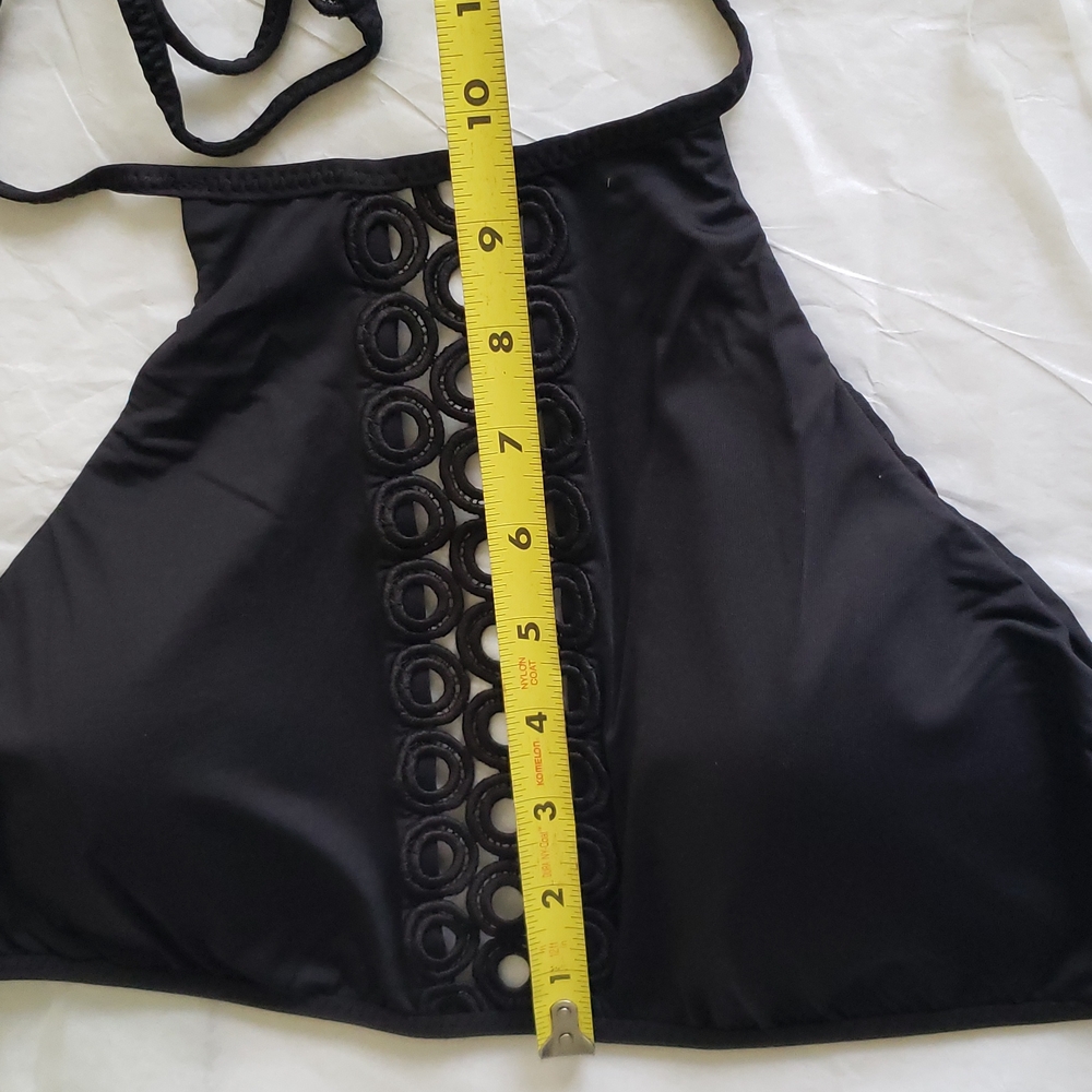 BECCA New BRA High Neck Bikini Top with Lace Macramé Inset NWT BLACK Sz D - Picture 15 of 15